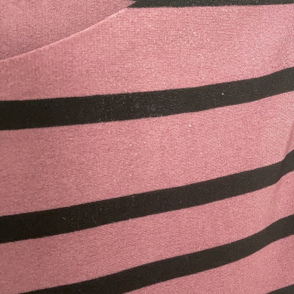 ⭐️ 3/$20 ⭐️ Jersey-type knit dress with gross grain ribbon tie - Picture 7 of 7